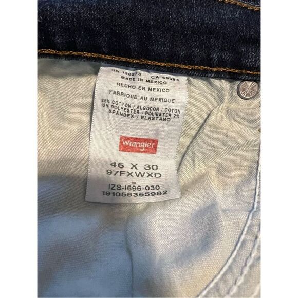 Wrangler Men’s Size 46x30 Straight Leg Jeans Blue Dark Wash Denim Stretch - Picture 7 of 7